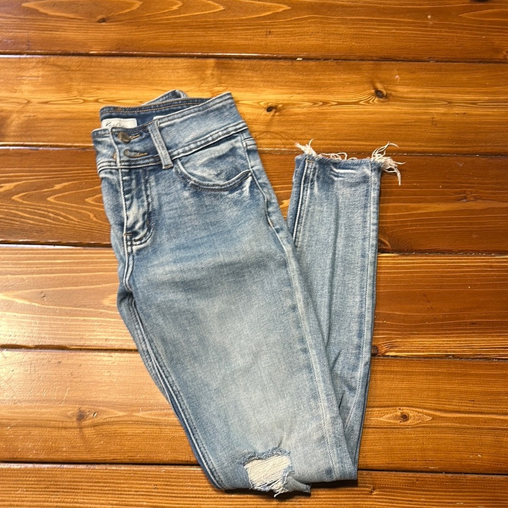 KanCan Signature Mid Rise Ankle Skinny Distressed Blue Jeans Size 26 Women’s
